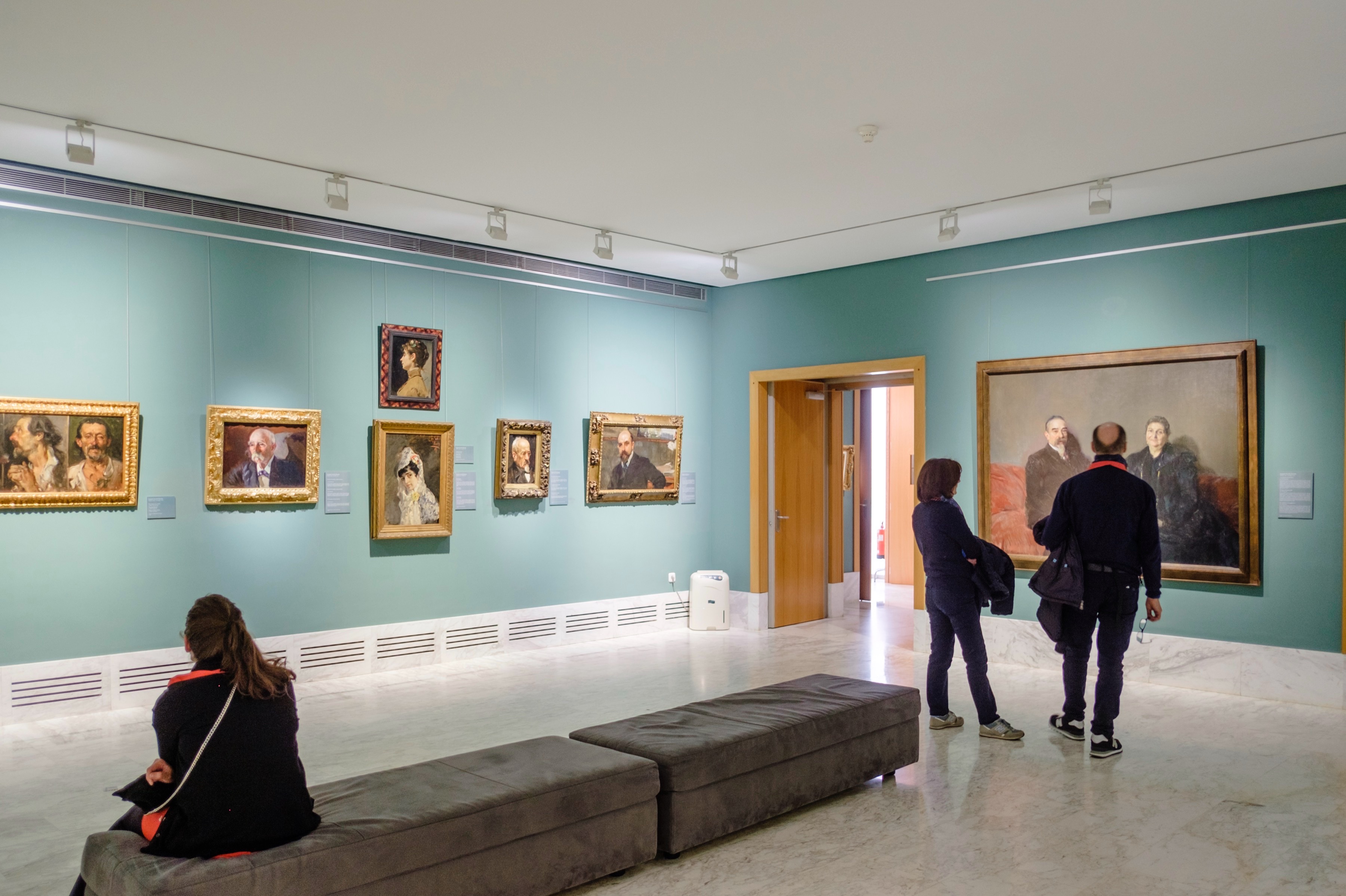 Visitors inside a gallery at the Museu de Belles Arts de València