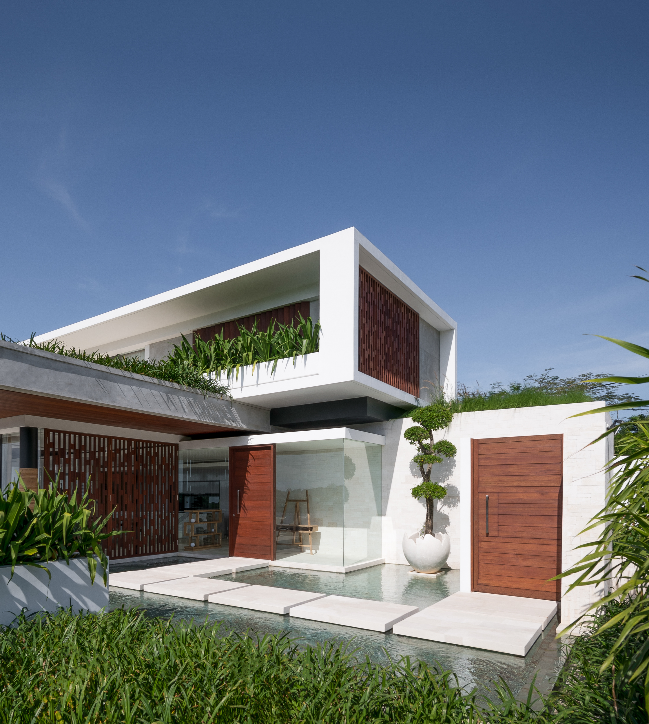 Samujana villa entrance