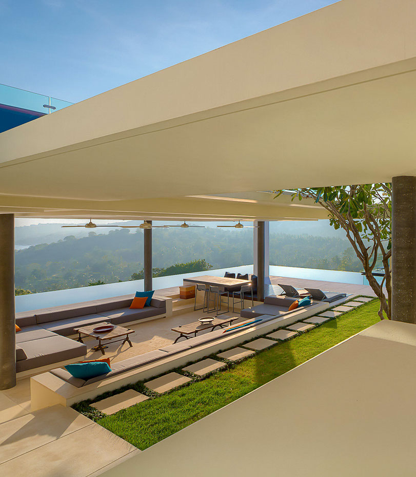 Open-air living area overlooking the sea