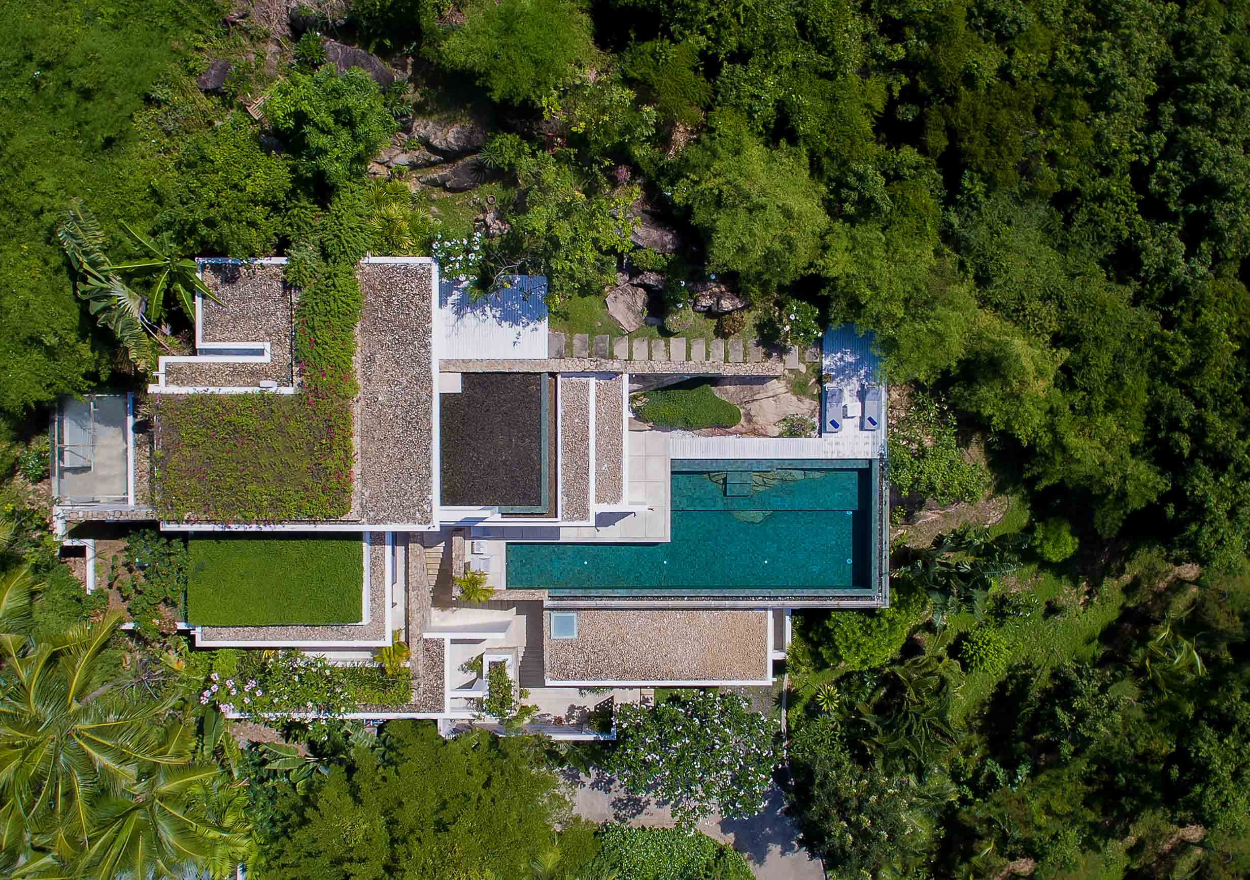 Samujana villa exterior