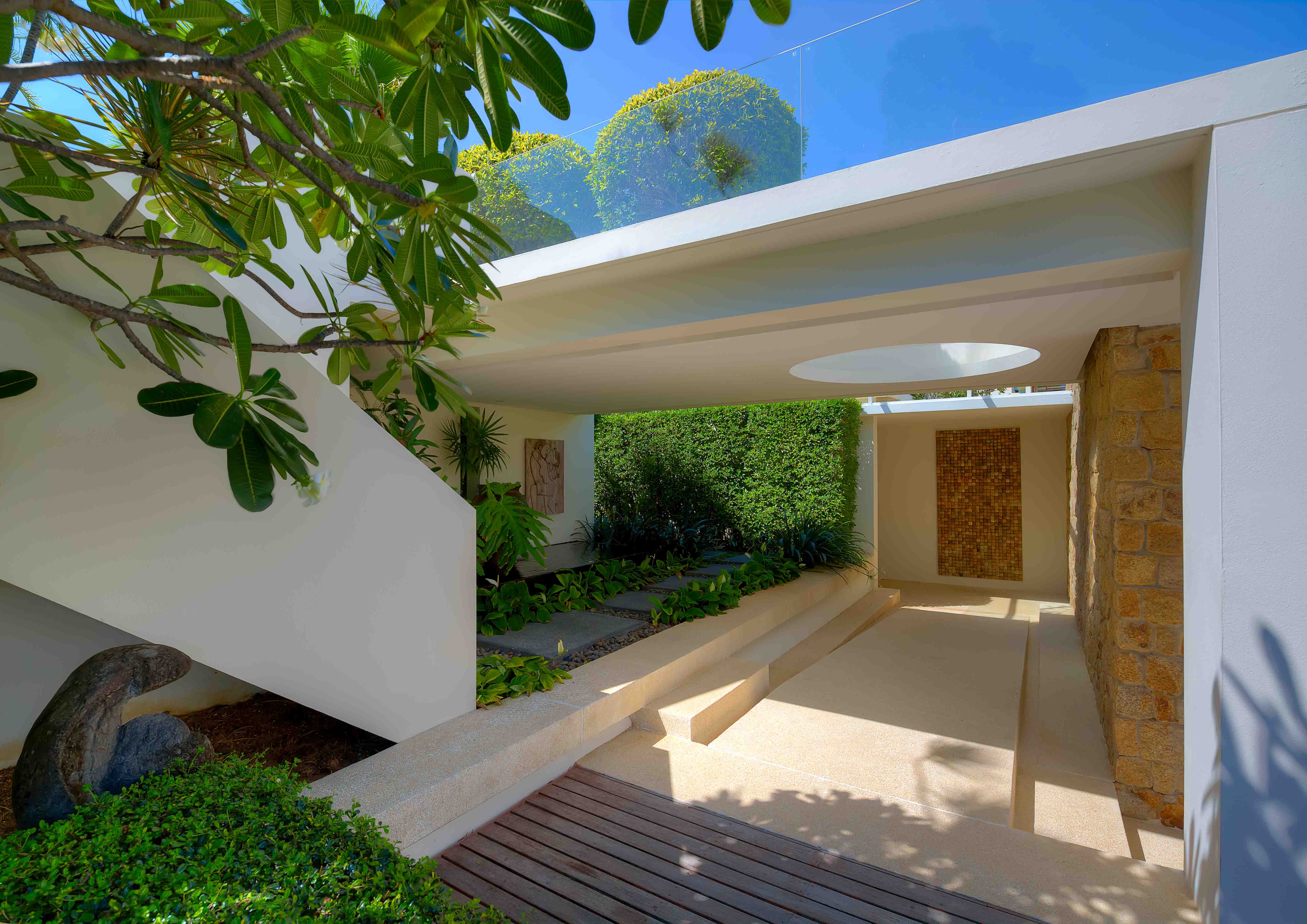 Private residence overlooking the sea